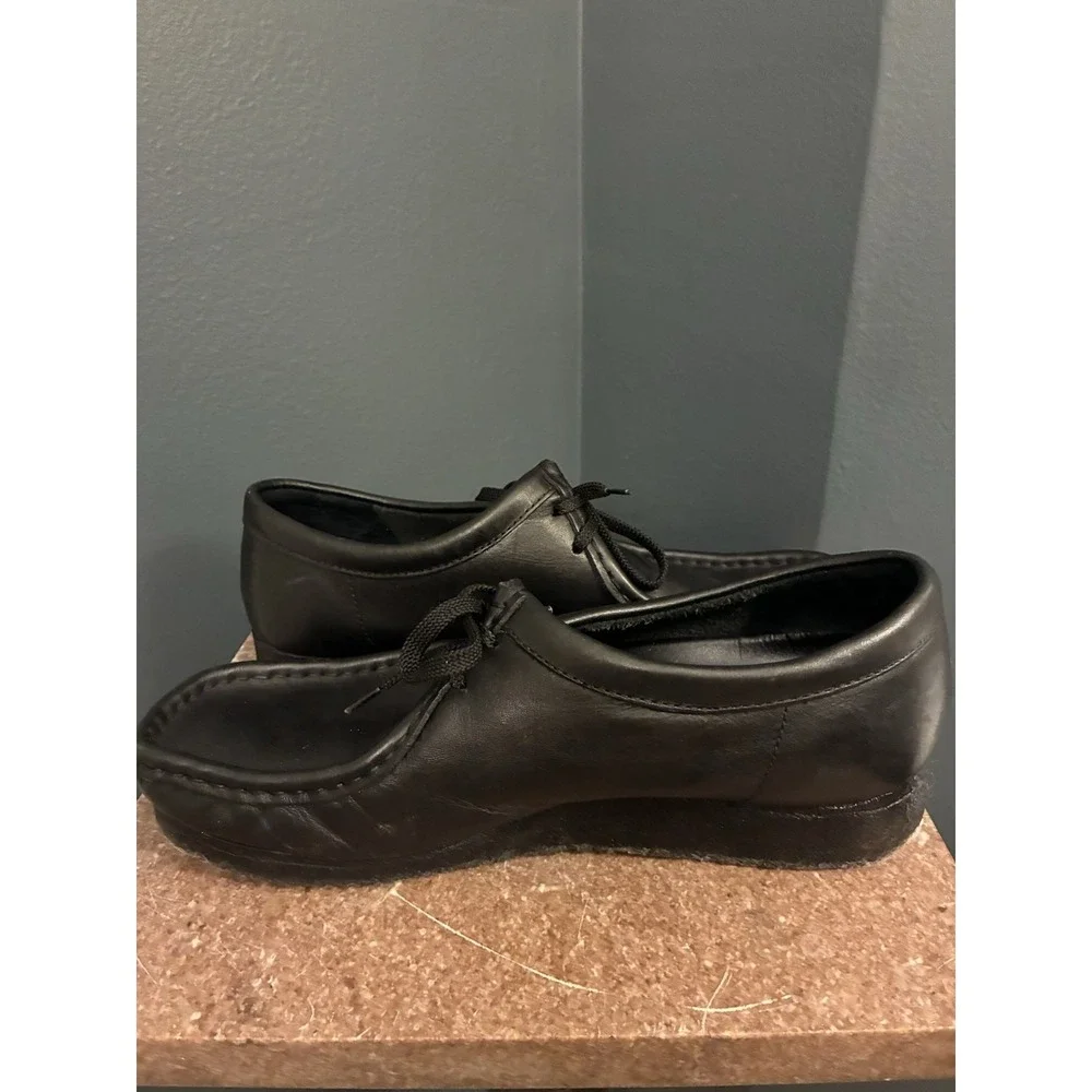 Clarks Wallabee Low Black Leather Casual Shoes Men's 9.5 Crepe Sole
